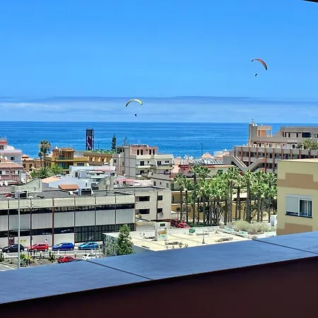 El Laurel Center-terrace-parking Апартаменты *