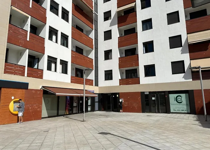 El Laurel Center-terrace-parking 公寓 拉克鲁斯